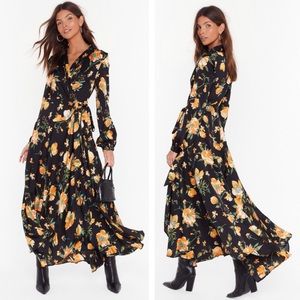 Nasty Gal Call Me Mother Nature Floral Maxi Dress